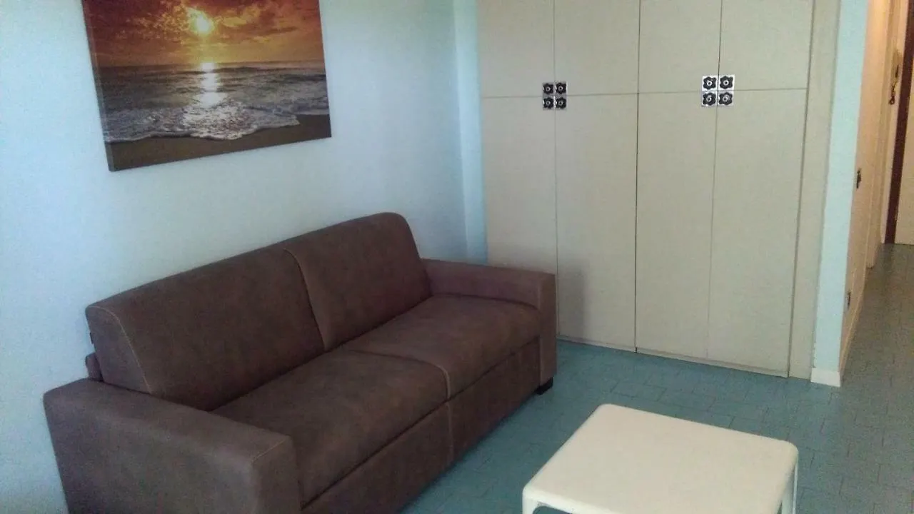 Residence Lagomare Torre del Lago Puccini 0*,